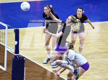 Thumbnail 3 in Bayfield vs University (CHSAA 3A Playoff) photogallery.