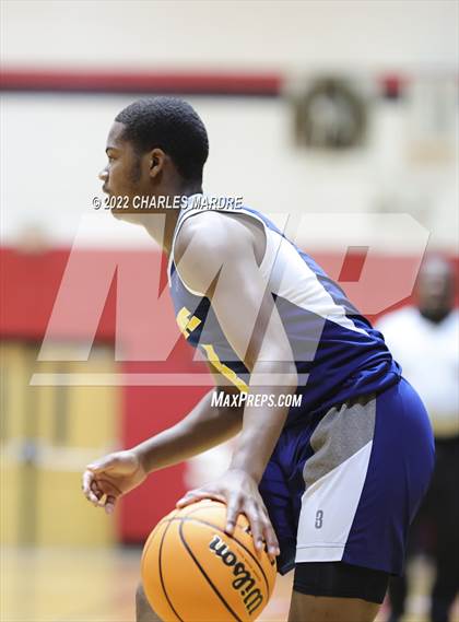 Thumbnail 2 in Seventy-First @ Cape Fear photogallery.