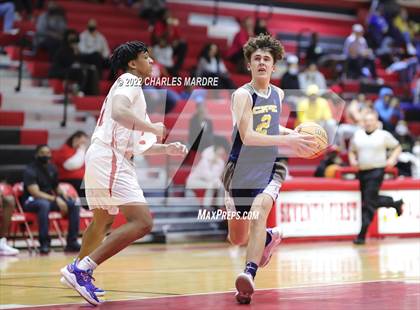 Thumbnail 1 in Seventy-First @ Cape Fear photogallery.