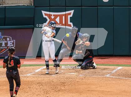 Thumbnail 1 in Lake Creek vs. Canyon (UIL 5A Softball Final) photogallery.