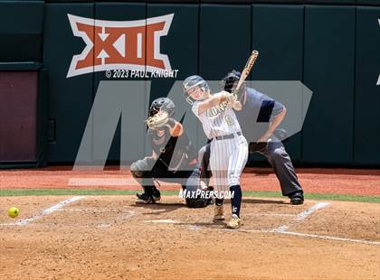 Thumbnail 1 in Lake Creek vs. Canyon (UIL 5A Softball Final) photogallery.