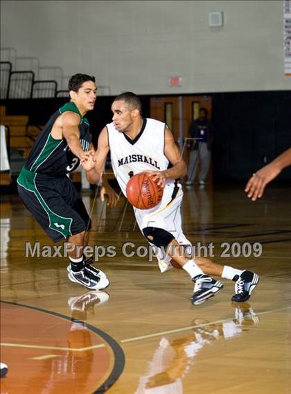 Thumbnail 3 in Kingwood Park vs. Marshall (McDonalds Texas Invitational) photogallery.