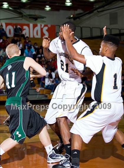Thumbnail 1 in Kingwood Park vs. Marshall (McDonalds Texas Invitational) photogallery.