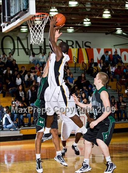 Thumbnail 1 in Kingwood Park vs. Marshall (McDonalds Texas Invitational) photogallery.