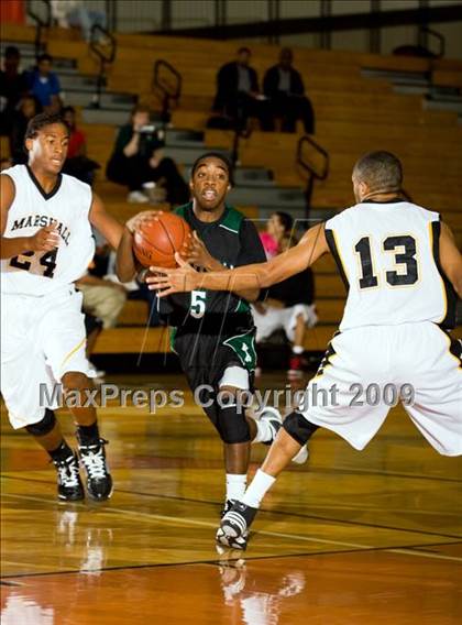 Thumbnail 2 in Kingwood Park vs. Marshall (McDonalds Texas Invitational) photogallery.