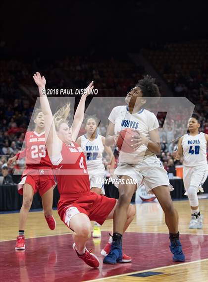 Thumbnail 2 in Grandview vs. Regis Jesuit (CHSSA 5A State Final) photogallery.