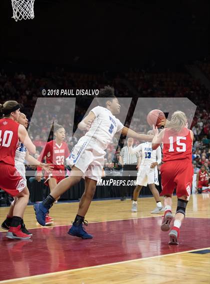 Thumbnail 2 in Grandview vs. Regis Jesuit (CHSSA 5A State Final) photogallery.
