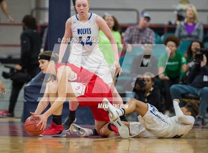 Thumbnail 3 in Grandview vs. Regis Jesuit (CHSSA 5A State Final) photogallery.