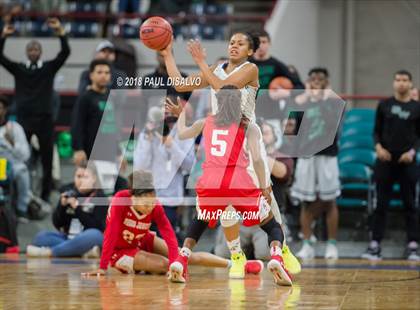 Thumbnail 2 in Grandview vs. Regis Jesuit (CHSSA 5A State Final) photogallery.