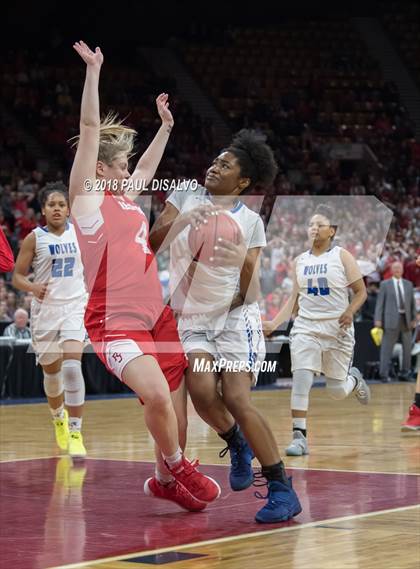 Thumbnail 3 in Grandview vs. Regis Jesuit (CHSSA 5A State Final) photogallery.