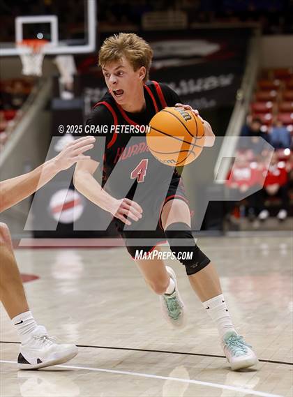 Thumbnail 2 in Payson vs. Hurricane (UHSAA 4A Semifinal) photogallery.