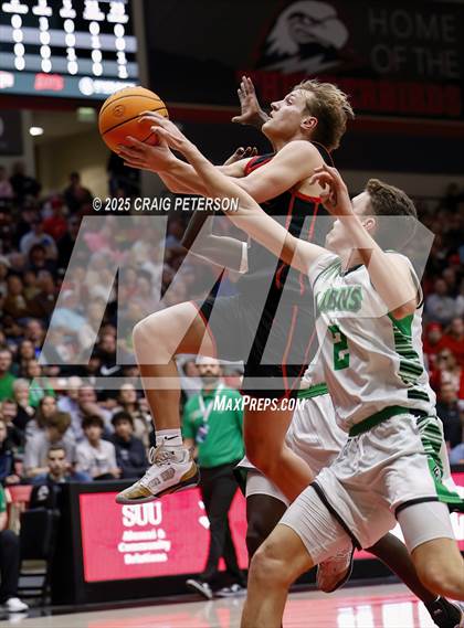 Thumbnail 2 in Payson vs. Hurricane (UHSAA 4A Semifinal) photogallery.