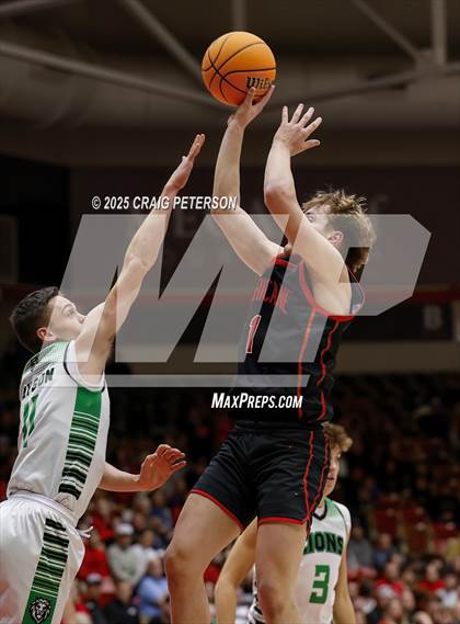 Thumbnail 2 in Payson vs. Hurricane (UHSAA 4A Semifinal) photogallery.