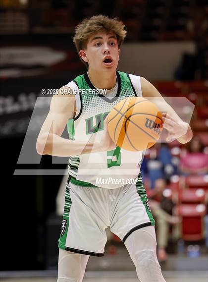 Thumbnail 2 in Payson vs. Hurricane (UHSAA 4A Semifinal) photogallery.