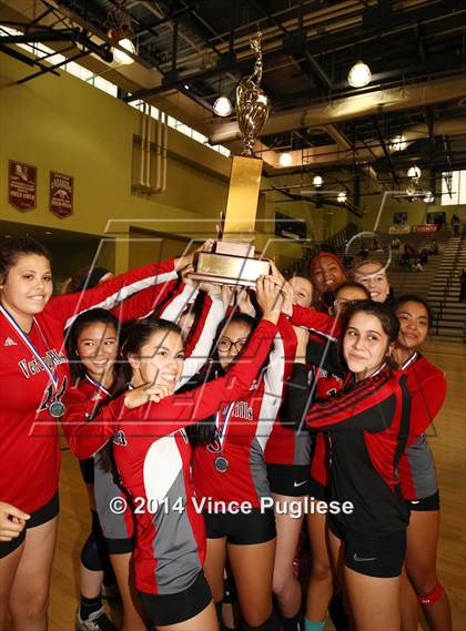 Thumbnail 3 in Verdugo Hills vs. Franklin (CIF L.A.C.S. D3 Final) photogallery.