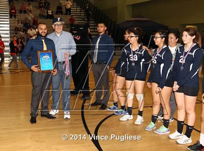 Thumbnail 1 in Verdugo Hills vs. Franklin (CIF L.A.C.S. D3 Final) photogallery.