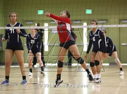 Thumbnail 2 in Verdugo Hills vs. Franklin (CIF L.A.C.S. D3 Final) photogallery.