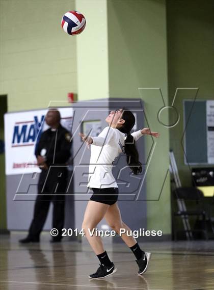 Thumbnail 1 in Verdugo Hills vs. Franklin (CIF L.A.C.S. D3 Final) photogallery.