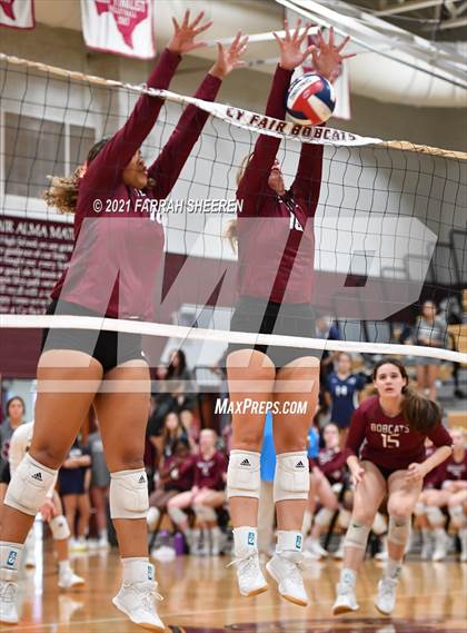 Thumbnail 2 in Cypress Ridge @ Cy-Fair photogallery.