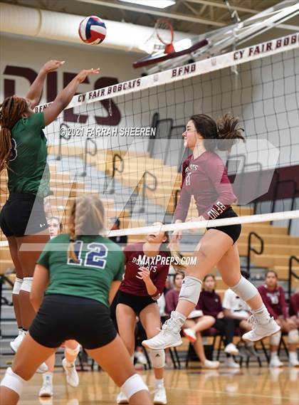 Thumbnail 3 in Cypress Ridge @ Cy-Fair photogallery.