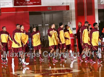 Thumbnail 1 in Mt. Vernon vs. Union-Endicott (NYS AA Regional Final) photogallery.