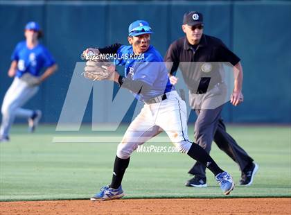 Thumbnail 2 in Birmingham vs. El Camino Real (LACS Semi-final Open Division) photogallery.