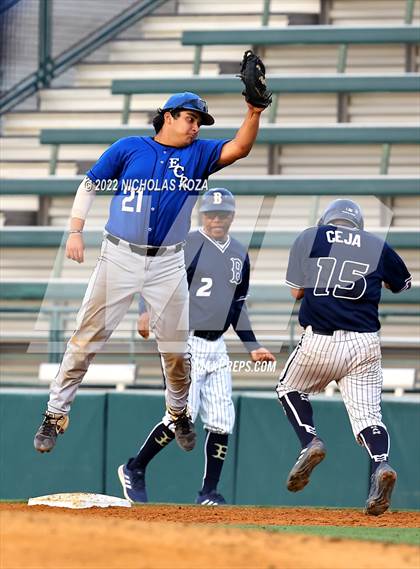 Thumbnail 1 in Birmingham vs. El Camino Real (LACS Semi-final Open Division) photogallery.