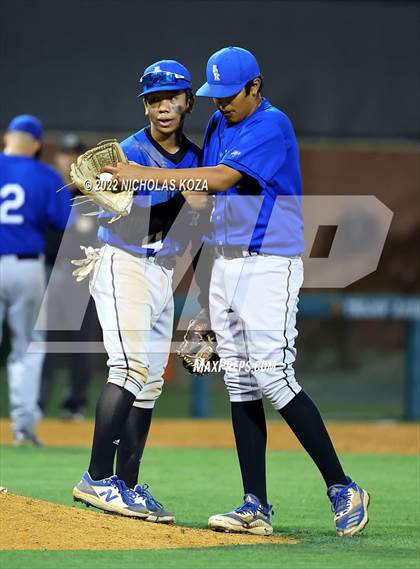 Thumbnail 3 in Birmingham vs. El Camino Real (LACS Semi-final Open Division) photogallery.