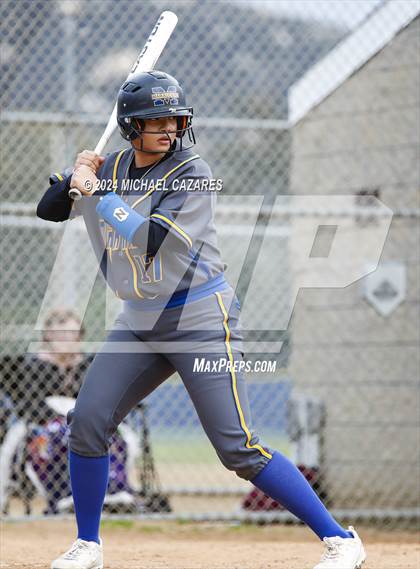Thumbnail 3 in Mira Mesa @ Rancho Bernardo (Mater Dei Invitational) photogallery.