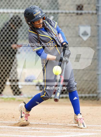 Thumbnail 2 in Mira Mesa @ Rancho Bernardo (Mater Dei Invitational) photogallery.