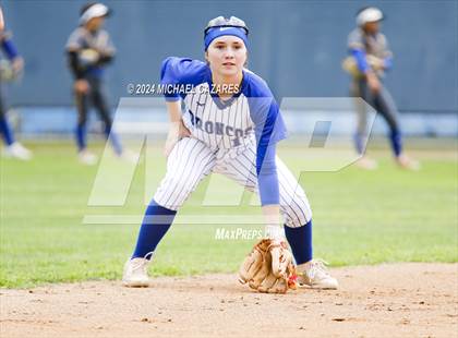 Thumbnail 3 in Mira Mesa @ Rancho Bernardo (Mater Dei Invitational) photogallery.