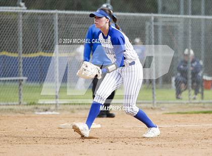 Thumbnail 2 in Mira Mesa @ Rancho Bernardo (Mater Dei Invitational) photogallery.