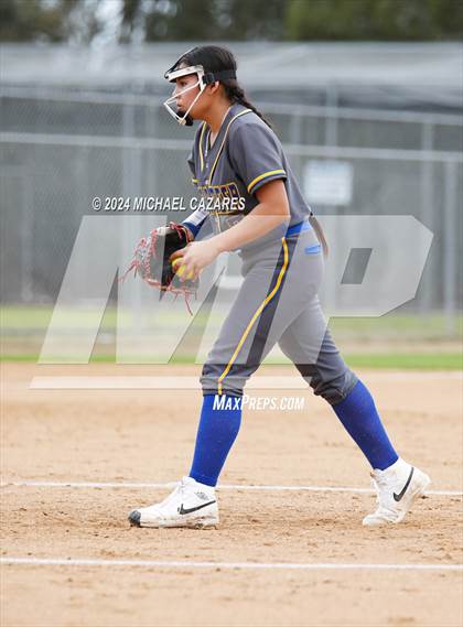 Thumbnail 1 in Mira Mesa @ Rancho Bernardo (Mater Dei Invitational) photogallery.