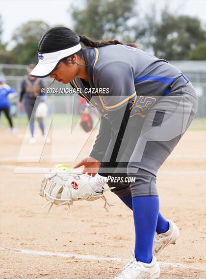 Thumbnail 1 in Mira Mesa @ Rancho Bernardo (Mater Dei Invitational) photogallery.