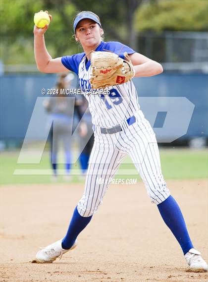 Thumbnail 3 in Mira Mesa @ Rancho Bernardo (Mater Dei Invitational) photogallery.