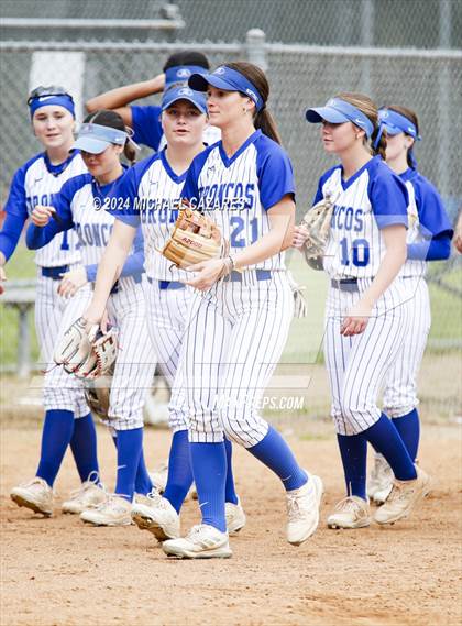 Thumbnail 2 in Mira Mesa @ Rancho Bernardo (Mater Dei Invitational) photogallery.