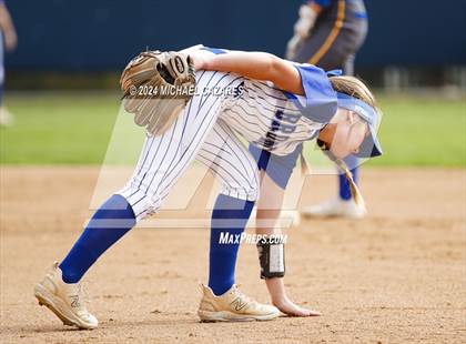 Thumbnail 1 in Mira Mesa @ Rancho Bernardo (Mater Dei Invitational) photogallery.