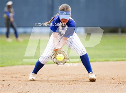 Thumbnail 1 in Mira Mesa @ Rancho Bernardo (Mater Dei Invitational) photogallery.