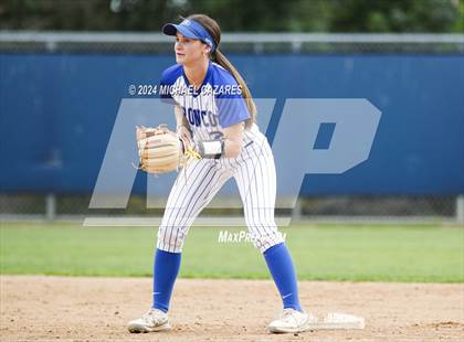 Thumbnail 3 in Mira Mesa @ Rancho Bernardo (Mater Dei Invitational) photogallery.