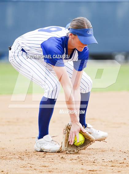 Thumbnail 2 in Mira Mesa @ Rancho Bernardo (Mater Dei Invitational) photogallery.
