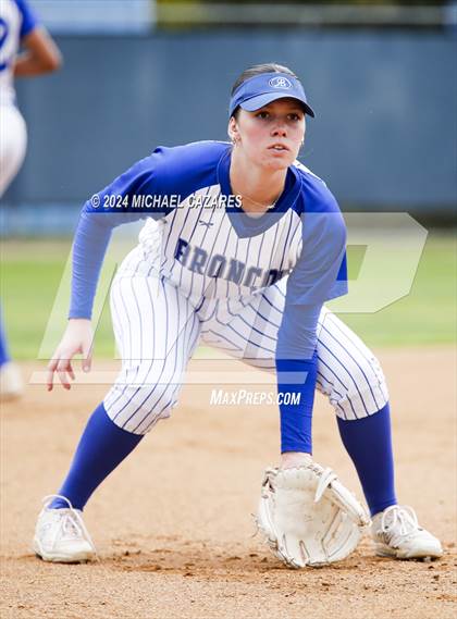 Thumbnail 2 in Mira Mesa @ Rancho Bernardo (Mater Dei Invitational) photogallery.