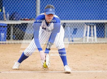 Thumbnail 2 in Mira Mesa @ Rancho Bernardo (Mater Dei Invitational) photogallery.