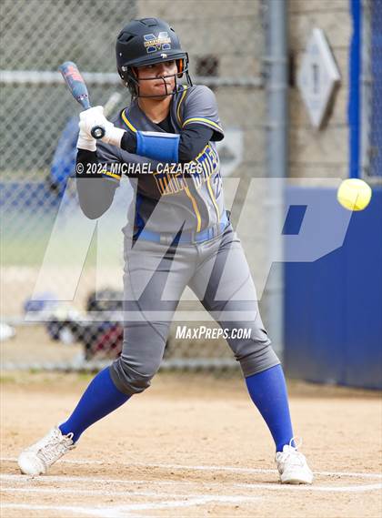 Thumbnail 2 in Mira Mesa @ Rancho Bernardo (Mater Dei Invitational) photogallery.