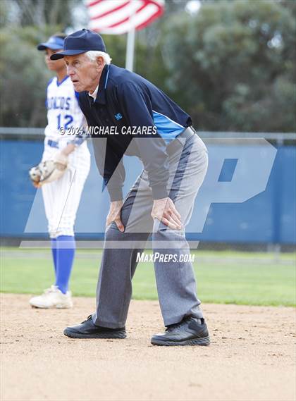 Thumbnail 3 in Mira Mesa @ Rancho Bernardo (Mater Dei Invitational) photogallery.