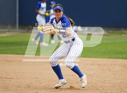 Thumbnail 3 in Mira Mesa @ Rancho Bernardo (Mater Dei Invitational) photogallery.