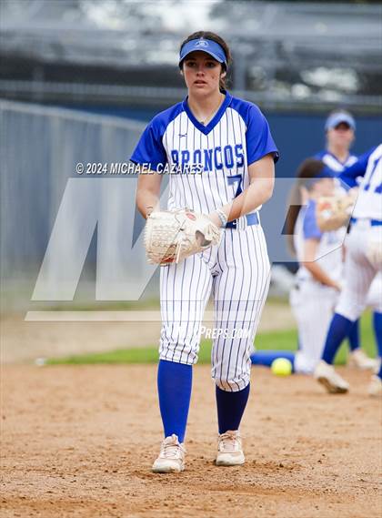 Thumbnail 2 in Mira Mesa @ Rancho Bernardo (Mater Dei Invitational) photogallery.