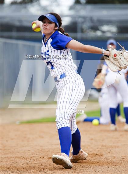 Thumbnail 3 in Mira Mesa @ Rancho Bernardo (Mater Dei Invitational) photogallery.