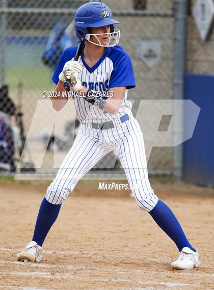 Thumbnail 2 in Mira Mesa @ Rancho Bernardo (Mater Dei Invitational) photogallery.