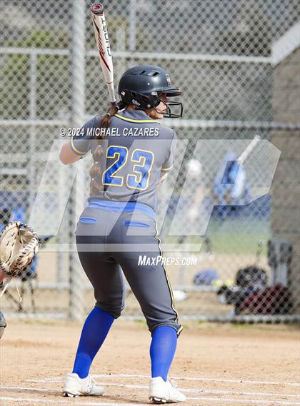 Thumbnail 2 in Mira Mesa @ Rancho Bernardo (Mater Dei Invitational) photogallery.