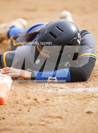 Thumbnail 1 in Mira Mesa @ Rancho Bernardo (Mater Dei Invitational) photogallery.